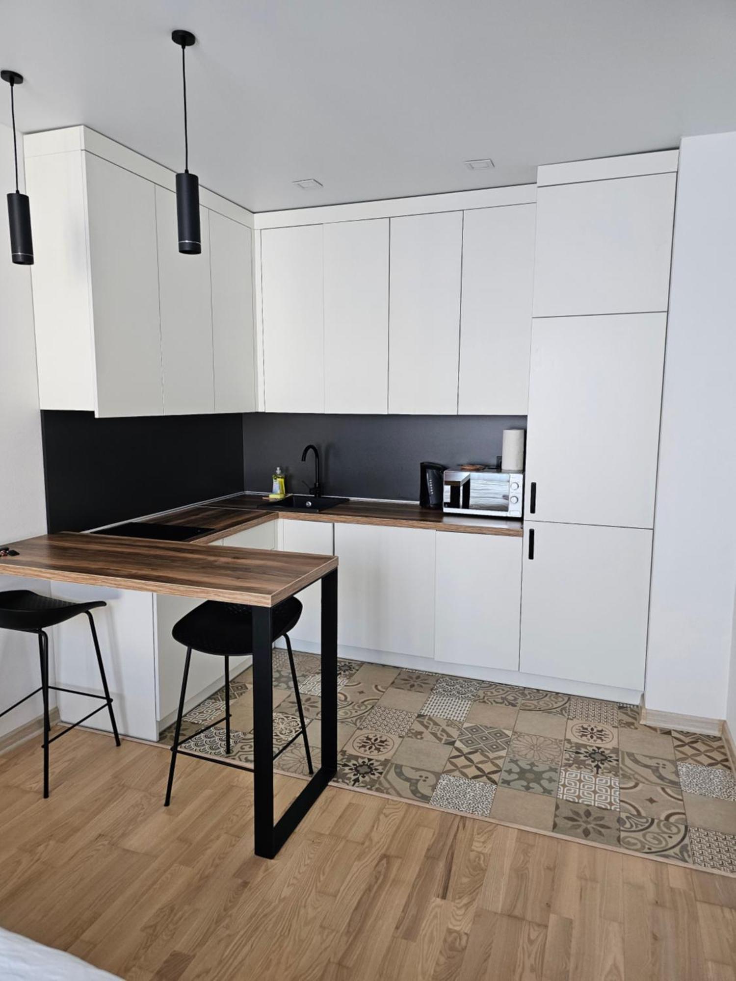Nyvky Like Home - Studio - Apt 35 キエフ エクステリア 写真
